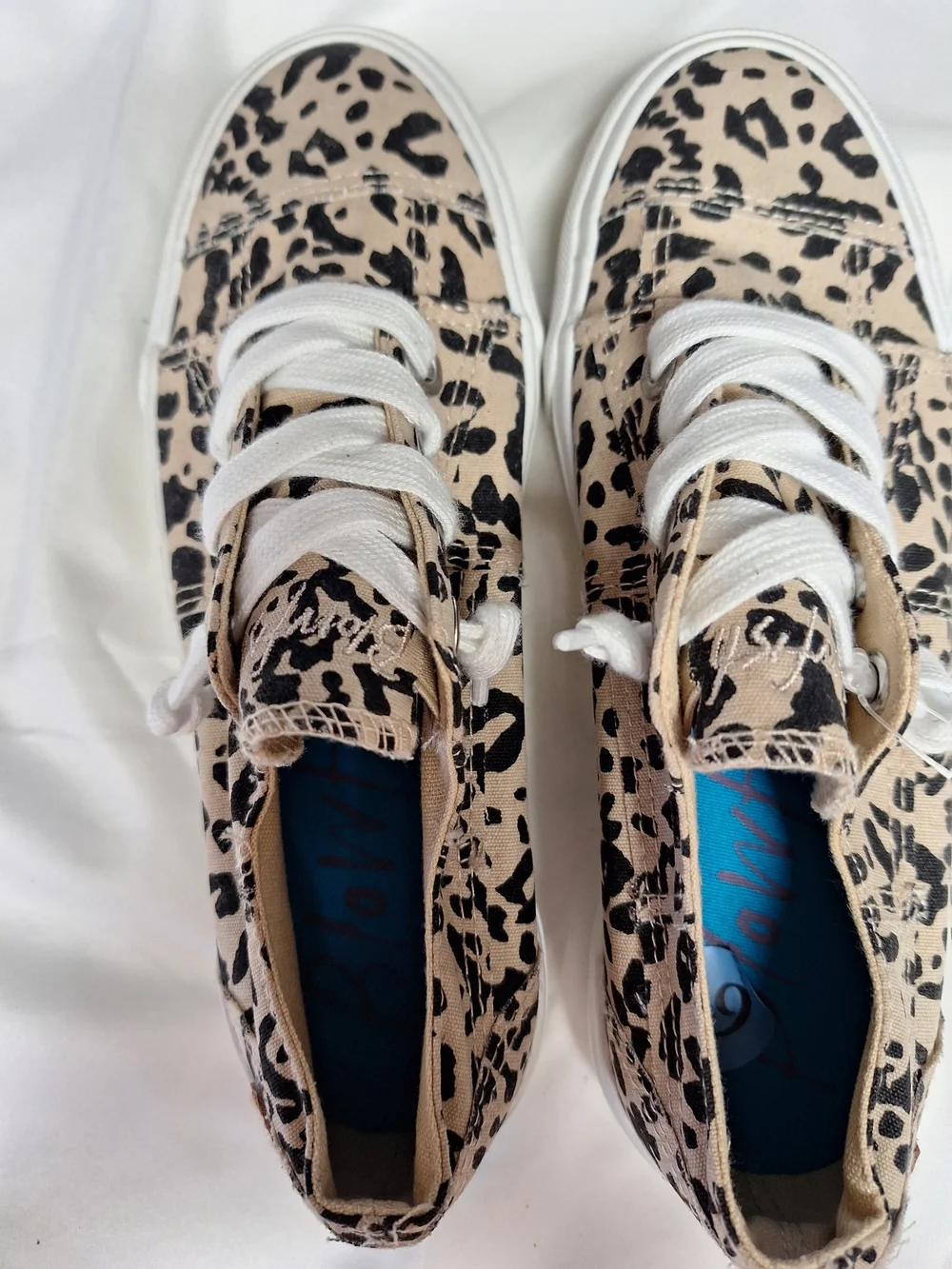 Leopard Print Canvas Lace-Up Sneakers - Beige/Black